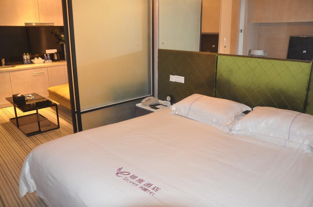 Starway Hotel Silver Zhuhai Ruang foto