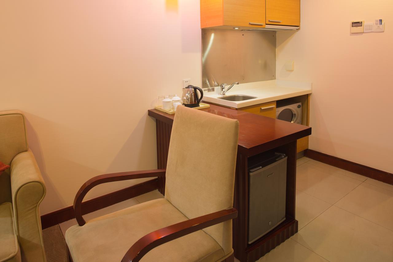 Starway Hotel Silver Zhuhai Bagian luar foto